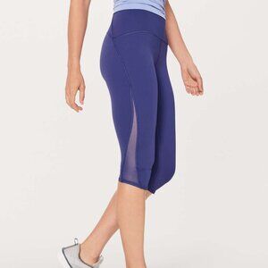 Lululemon Stony Grape Train Times Crop Leggings Size 4 - 23117